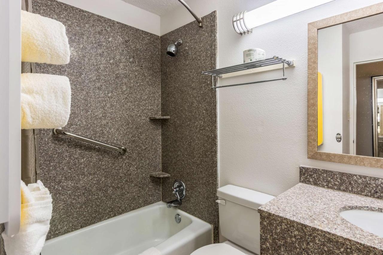 Motel 6-Petersburg, Va - Fort Lee מראה חיצוני תמונה